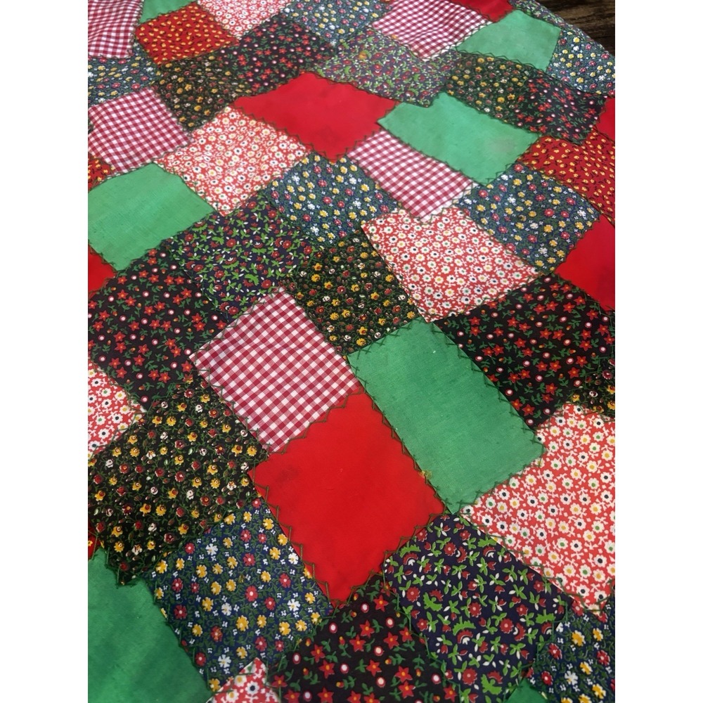 57" Vintage Multicolor Hand Quilted Patchwork Christmas Tree Skirt - Picture 7 of 8